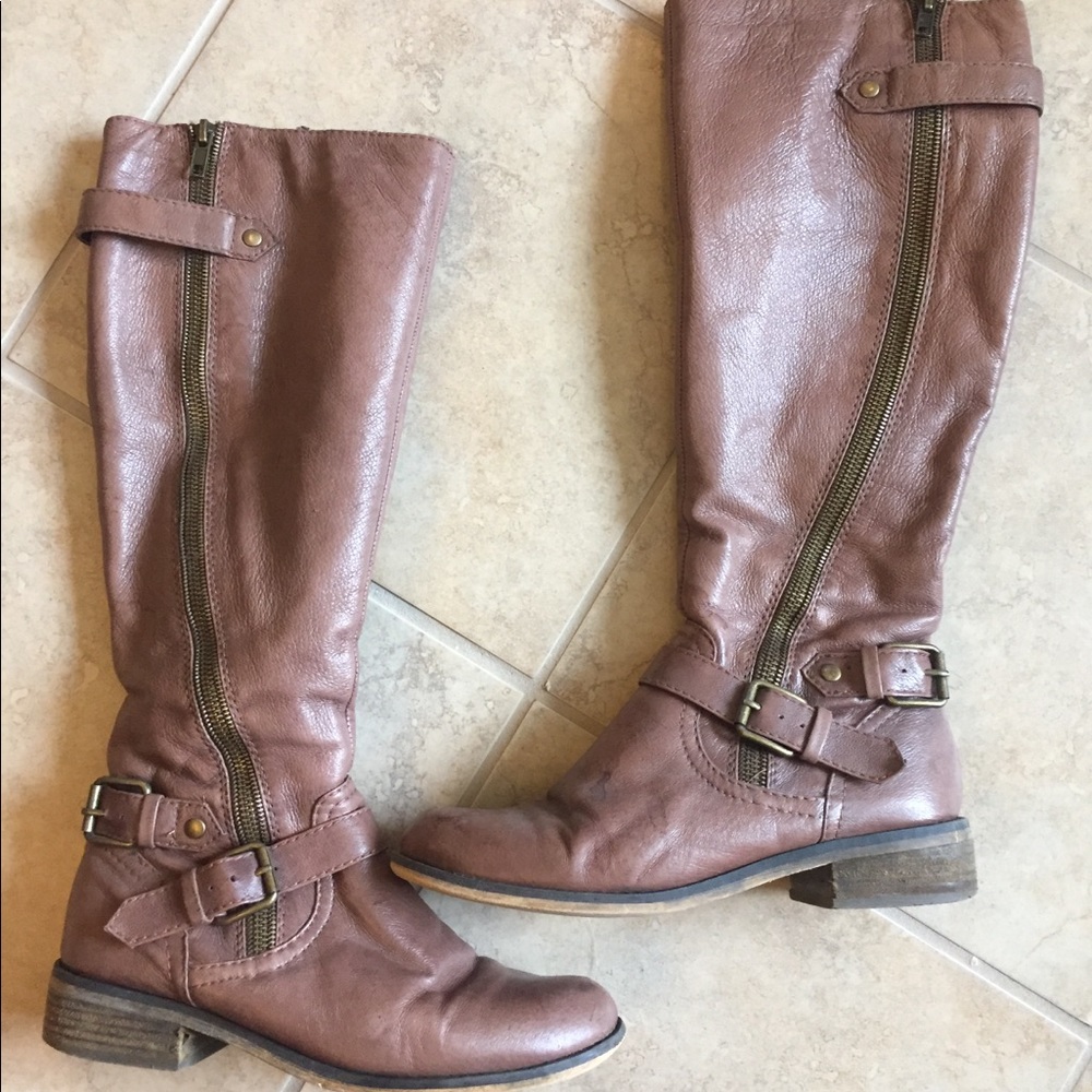 Steve Madden Boots - Size 7.5